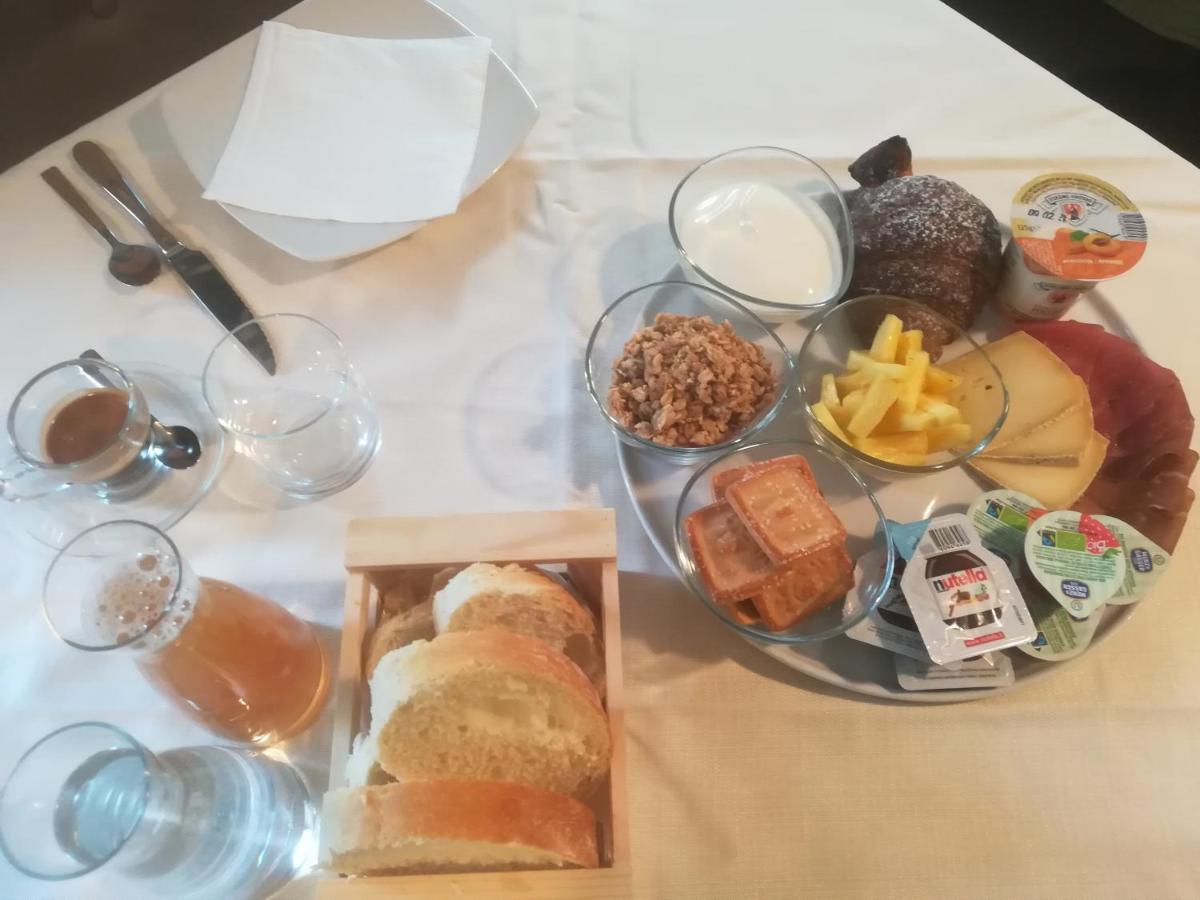 Albergo Alpino Vermiglio Esterno foto